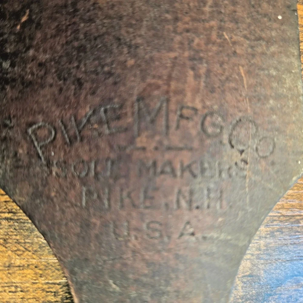 Vintage Pike Pike Newshell Razor Strop